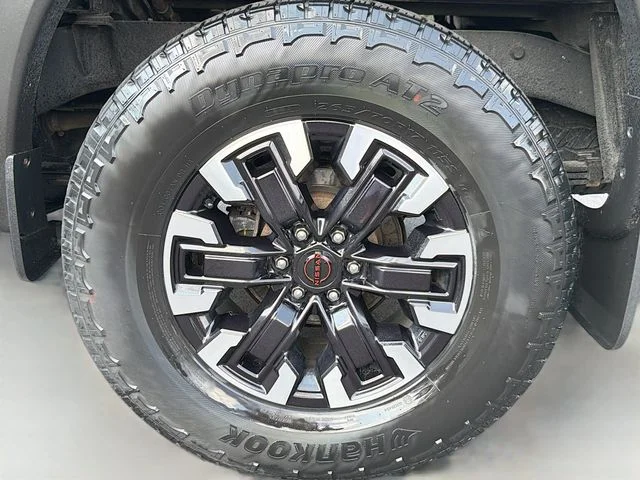 Used 2023 Black Nissan PRO-4X image 28
