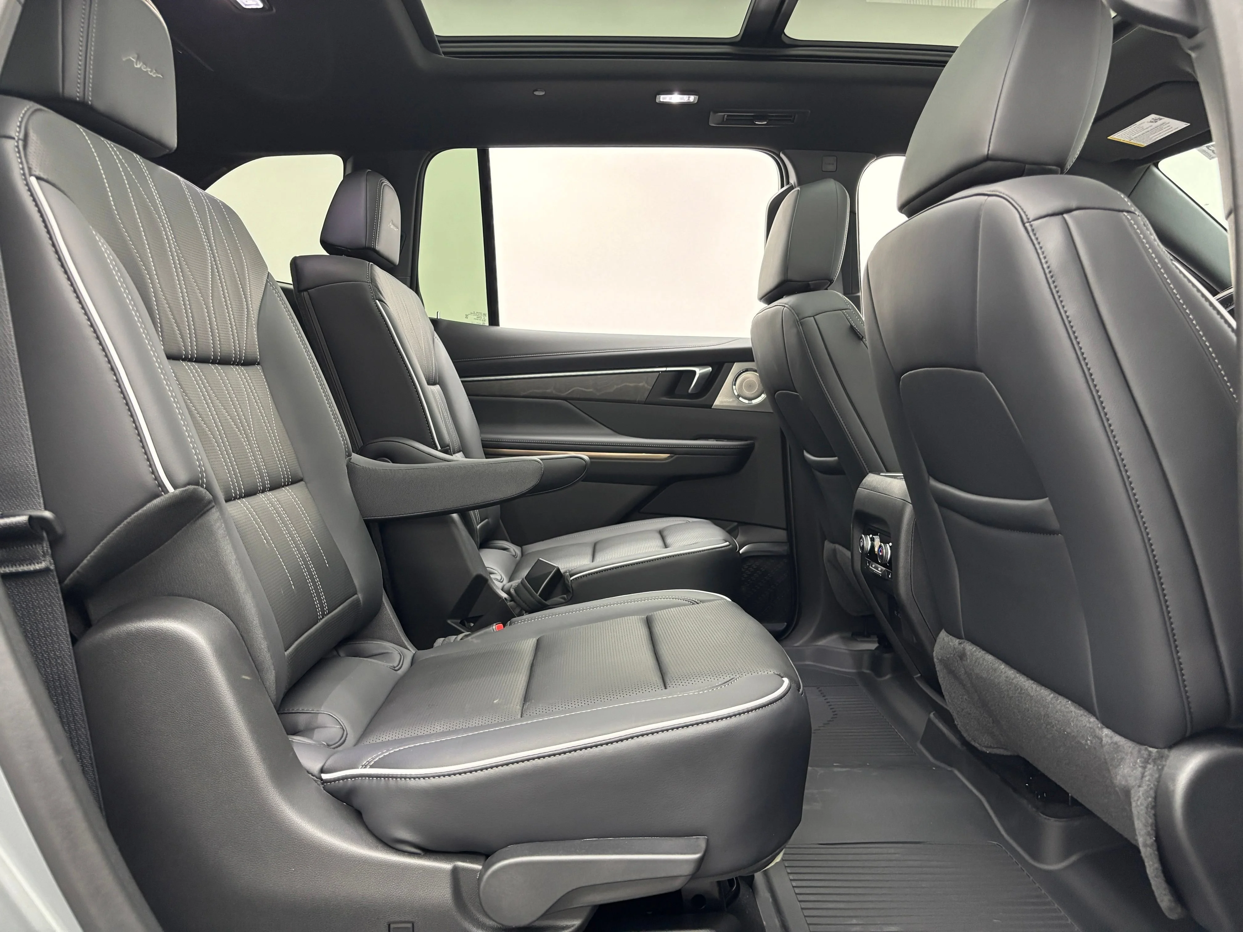 2026 Buick Enclave Avenir - Photo 42