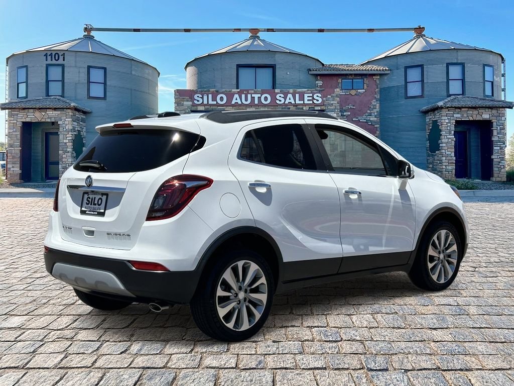 Used 2017 White Buick Preferred II image 5
