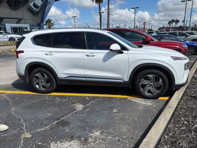 2021 Hyundai Santa Fe SEL 2.5's photo