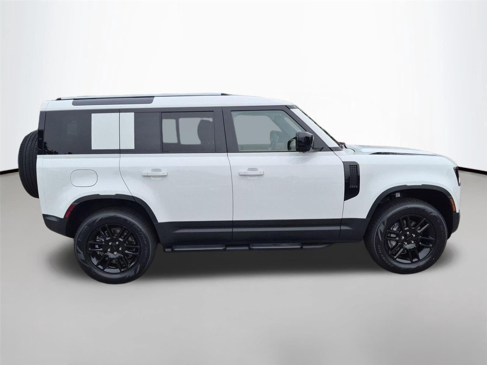 New 2026 Fuji White Land Rover S image 6