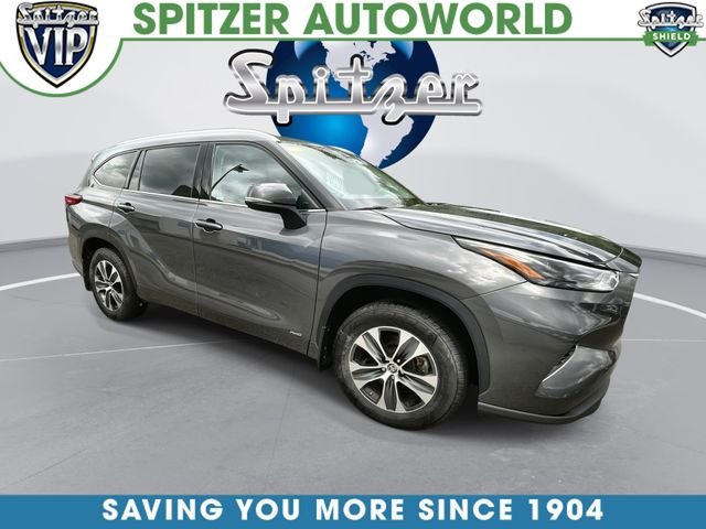 2022 Toyota Highlander Hybrid XLE
