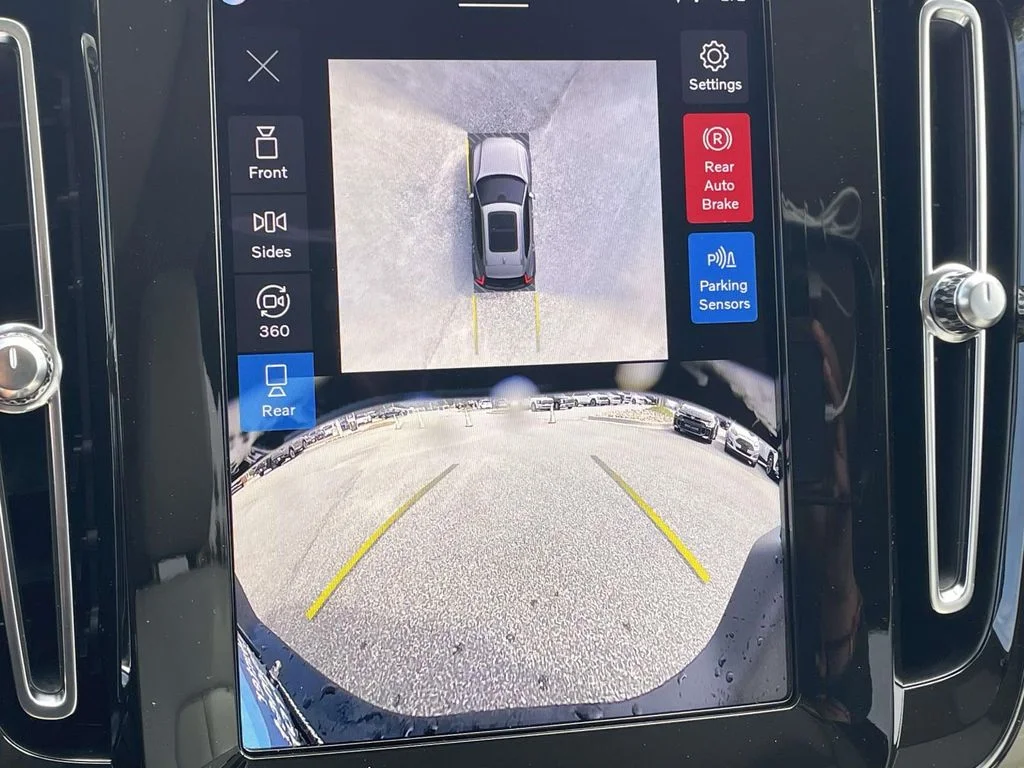 New 2026 Onyx Black Volvo Plus image 18
