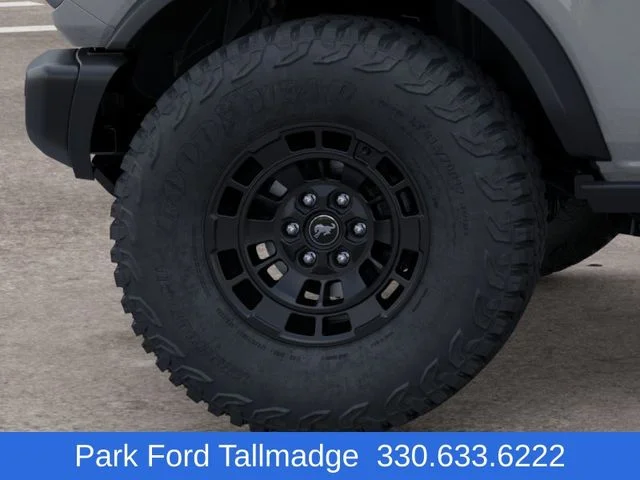 New 2026 Avalanche Gray Ford Badlands image 21