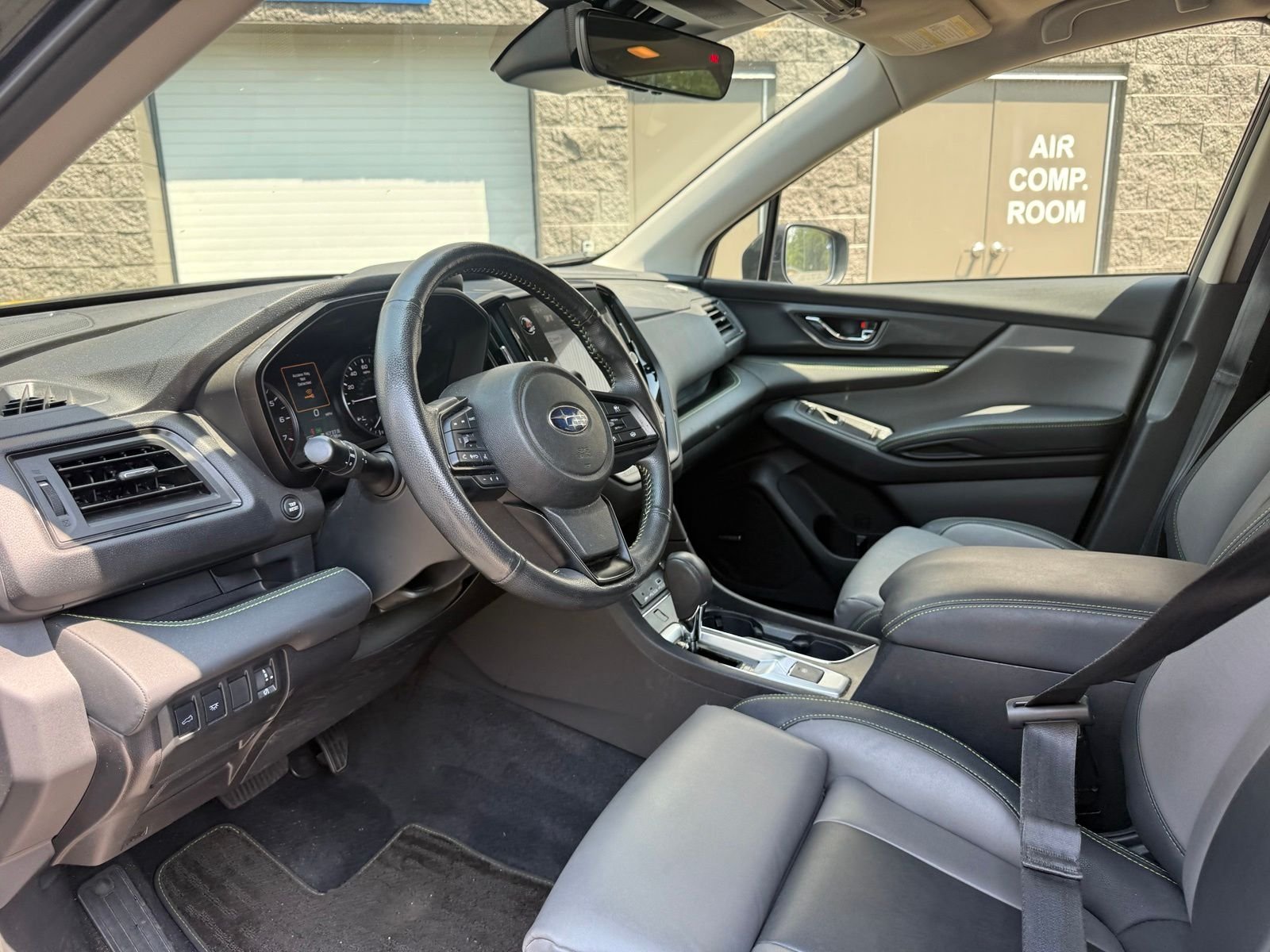 Used 2023 Black Subaru Onyx Edition image 28