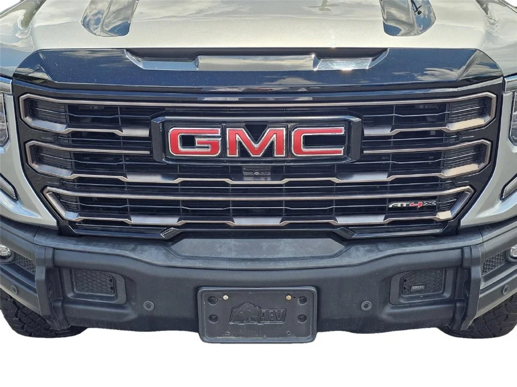 Used 2023 Sterling Metallic GMC AT4X image 3