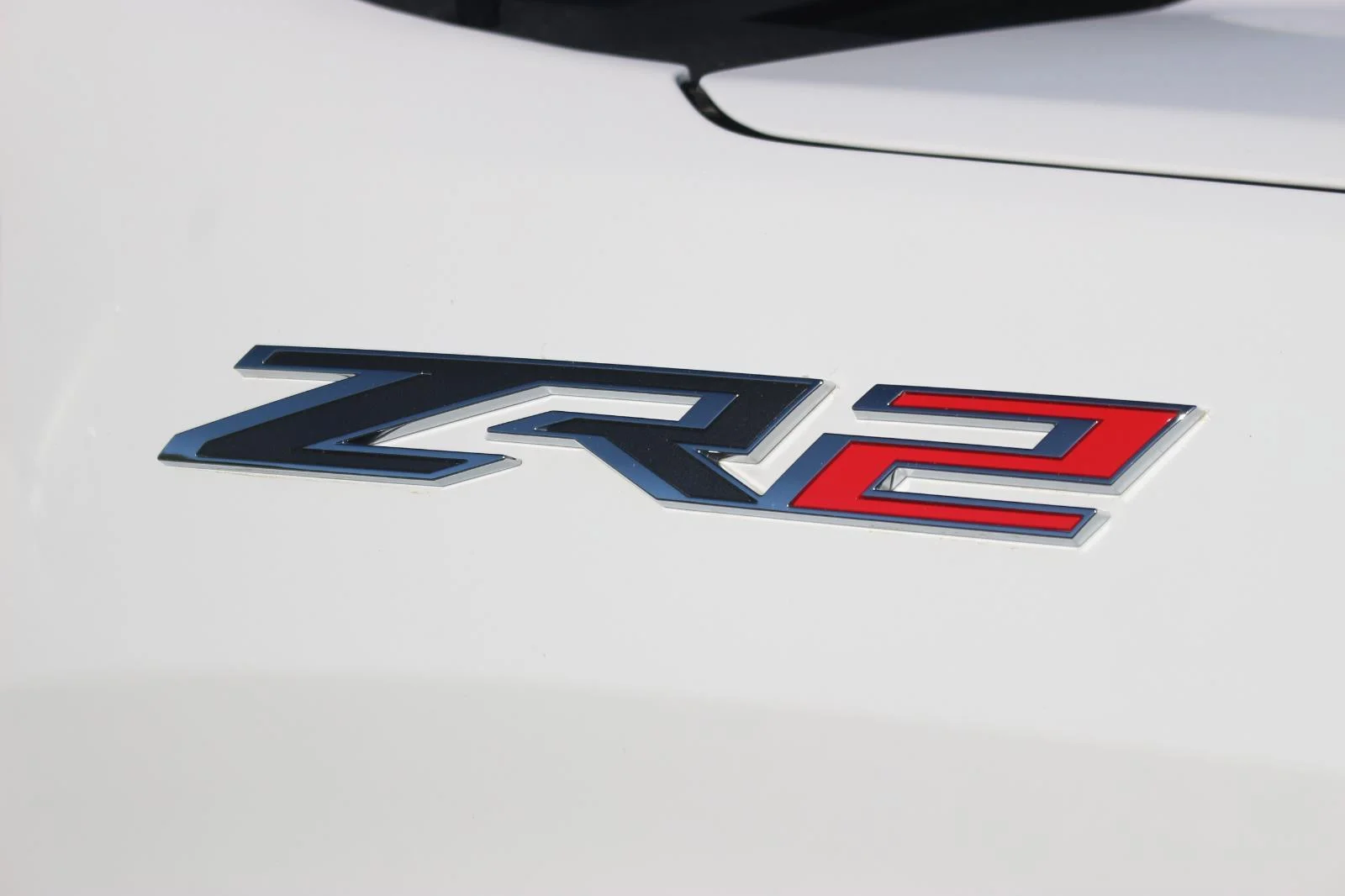 Used 2024 Summit White Chevrolet ZR2 image 12