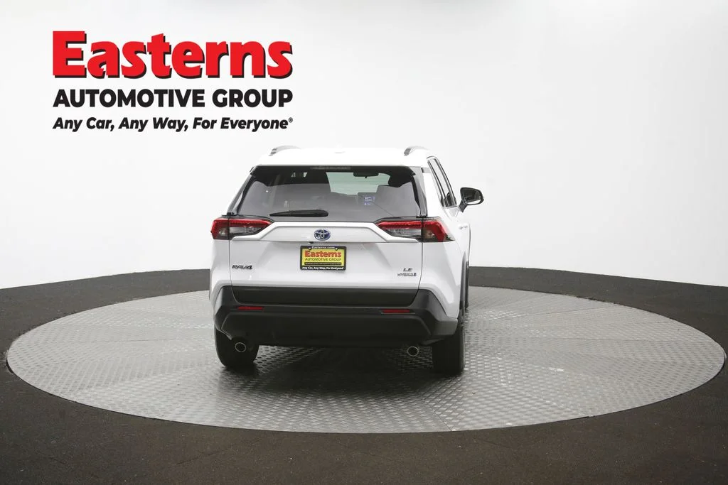Used 2023 White Toyota LE image 36