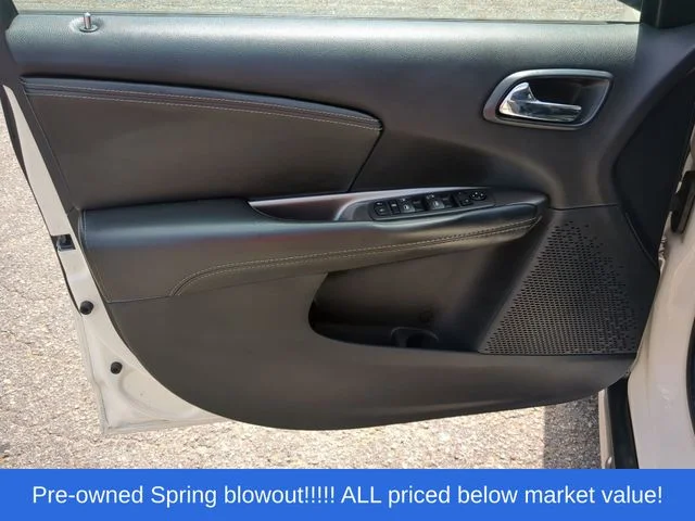 Used 2020 White Dodge Crossroad image 20