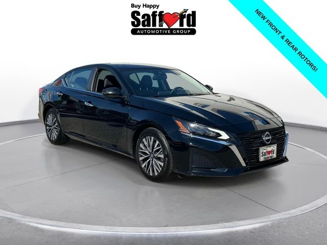 Used 2023 Black Nissan 2.5 SV image 6