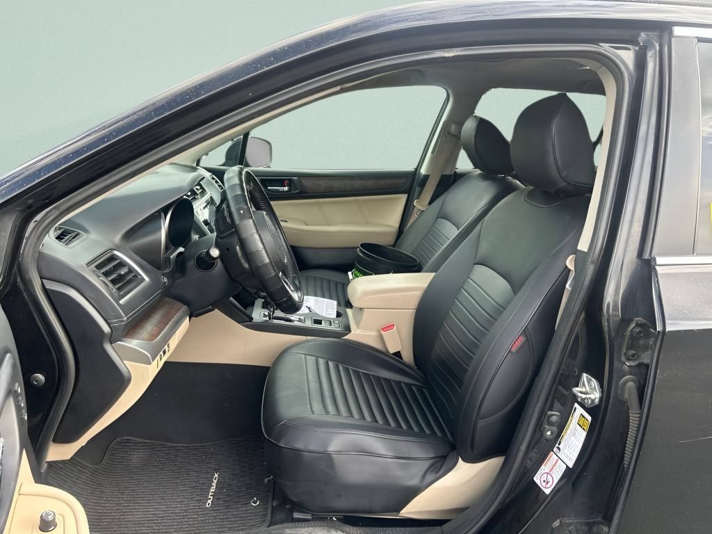 Used 2018 Crystal Black Silica Subaru 2.5i image 18