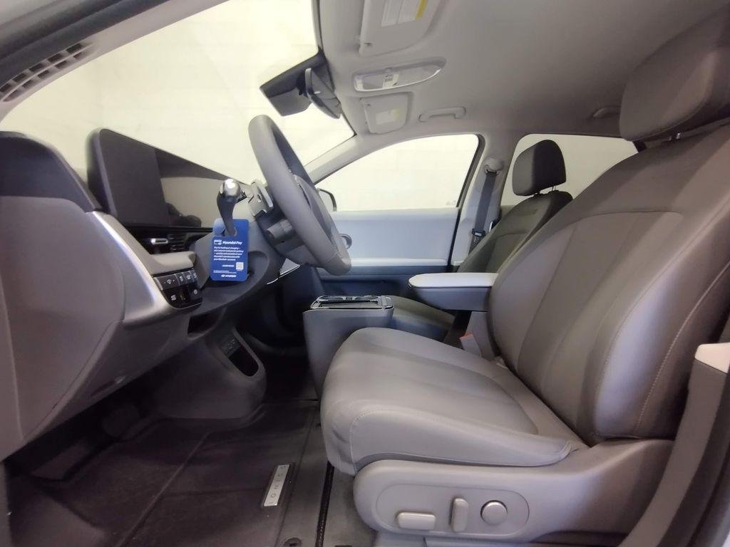 New 2026 Cyber Gray Hyundai SEL image 19