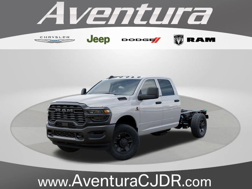 2025 RAM 3500 Tradesman 4X4 Crew Cab's photo