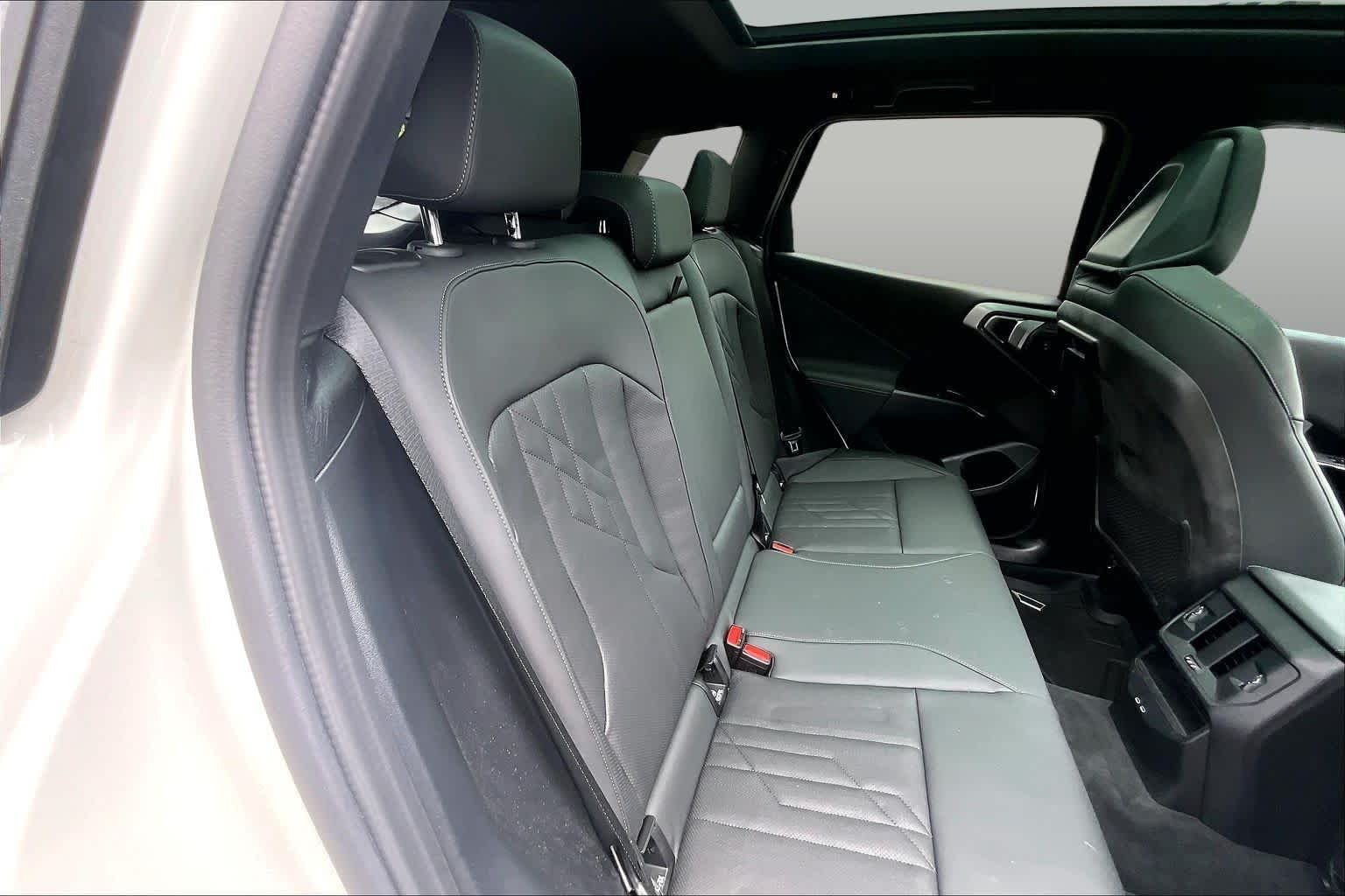 Used 2026 Alpine White BMW M50 xDrive image 20