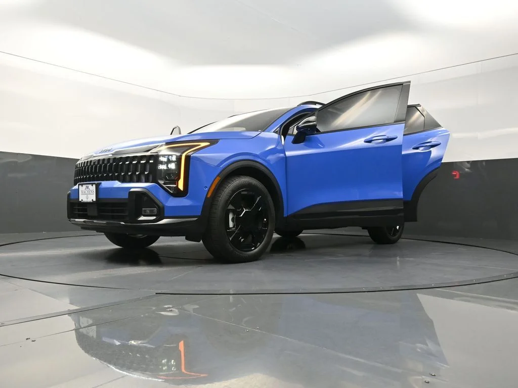Used 2026 Blue Kia X-Line image 33