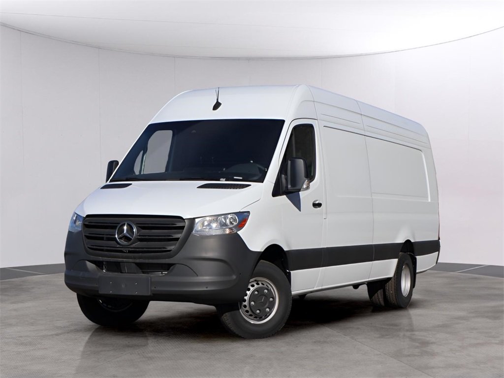2024 Mercedes-Benz Sprinter Cargo Van Base