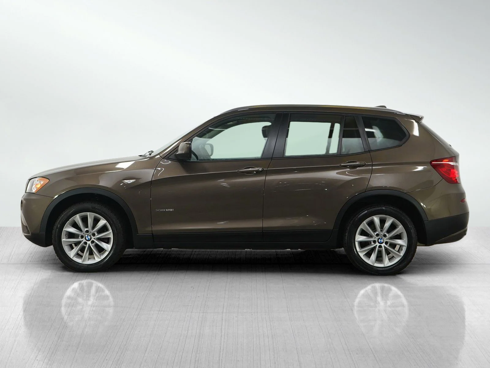 Used 2014 BMW X3 xDrive28i with VIN 5UXWX9C5XE0D31937 for sale in Burnsville, Minnesota