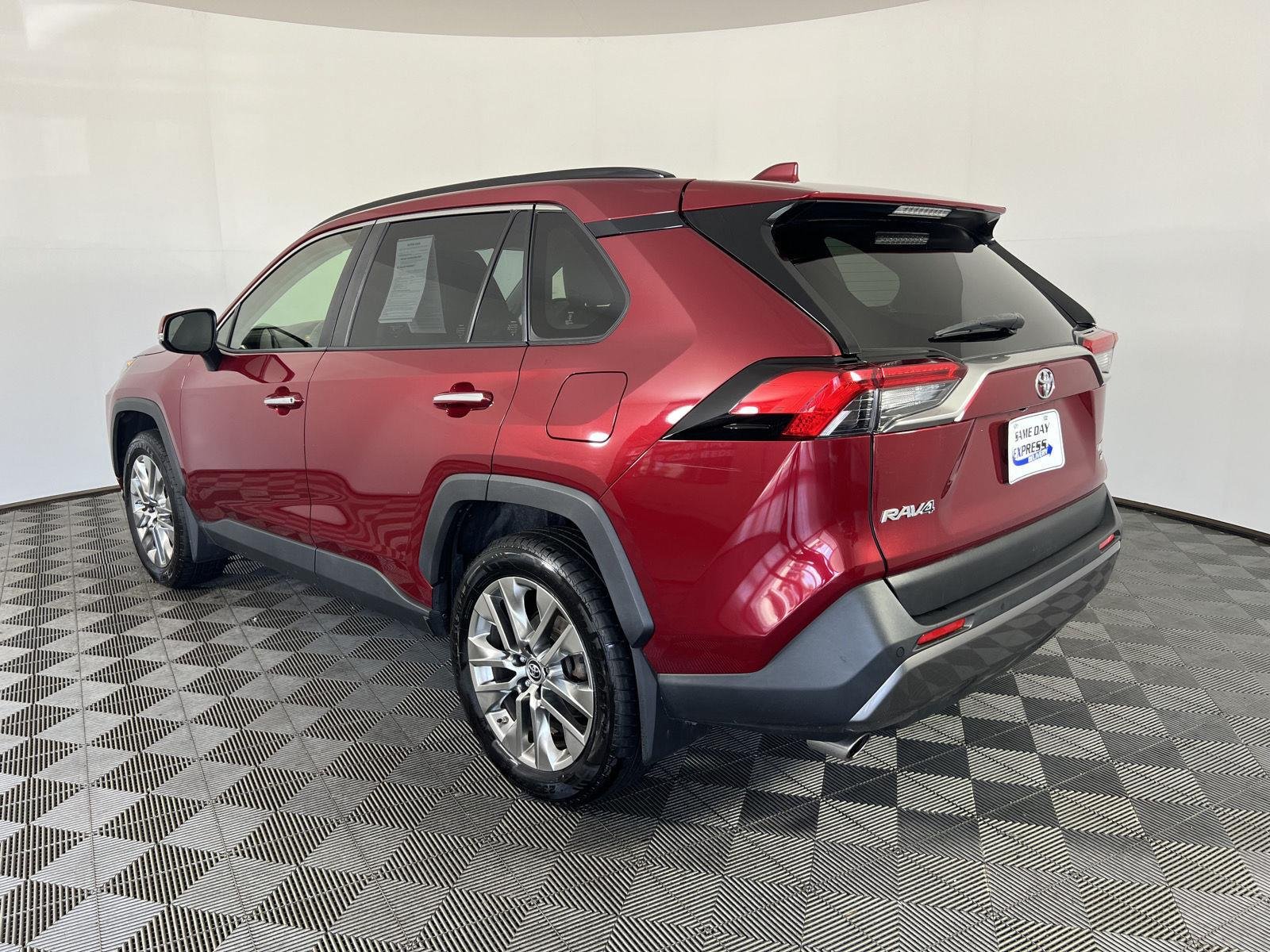 Used 2019 Ruby Flare Pearl Toyota Limited image 28