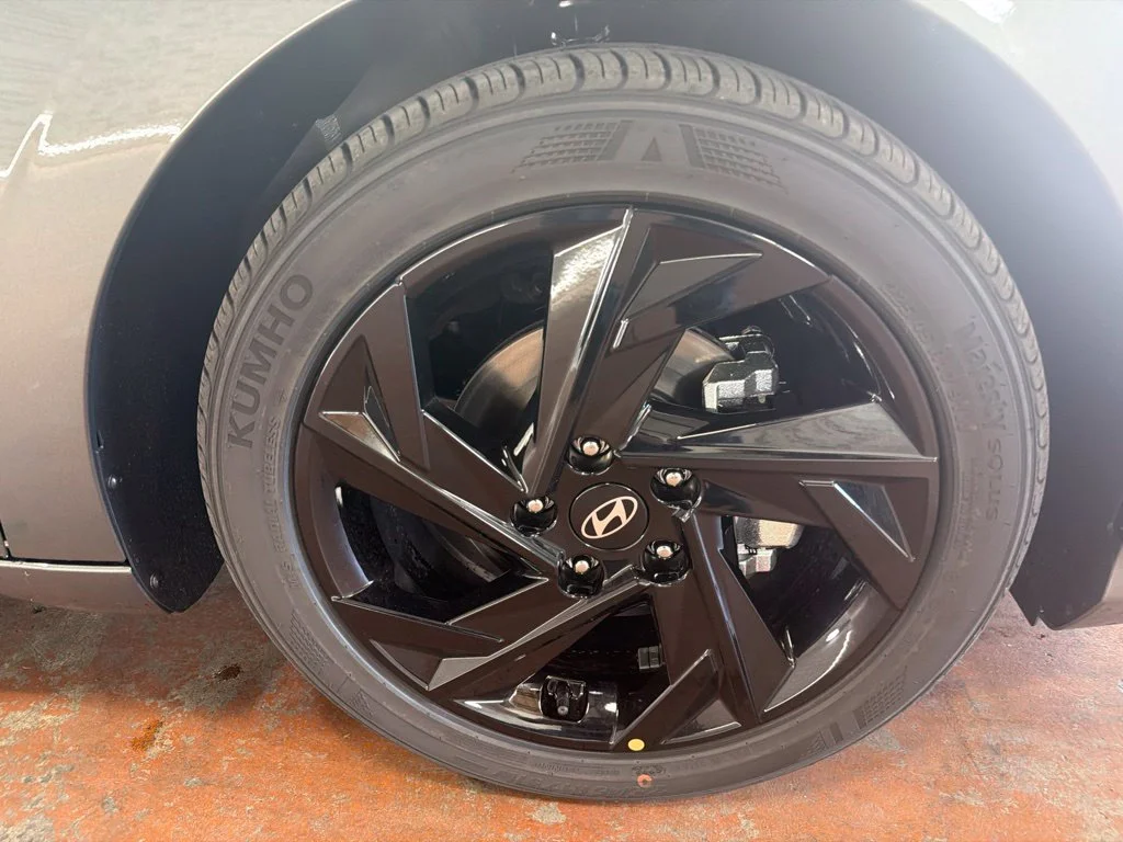 New 2026 Amazon Gray Hyundai SEL Sport Plus image 10