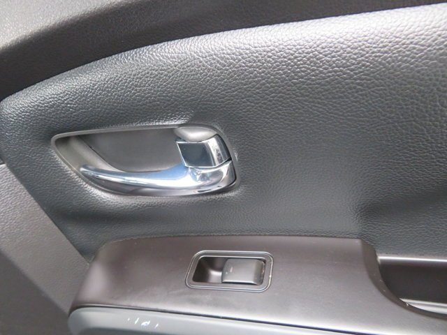 Used 2019 Gun Metallic Nissan SV Midnight Edition image 14