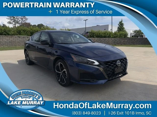 2024 Nissan Altima 2.5 SR's photo