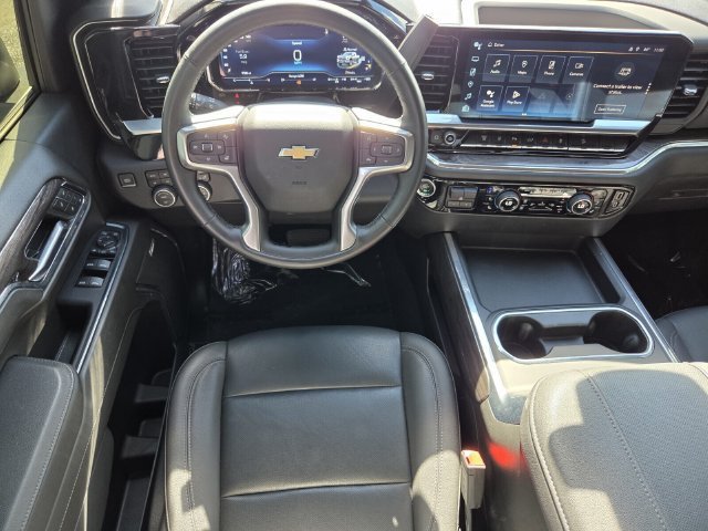 Used 2024 Summit White Chevrolet LTZ image 13