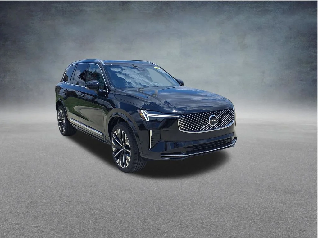 2026 Volvo XC90 Plus