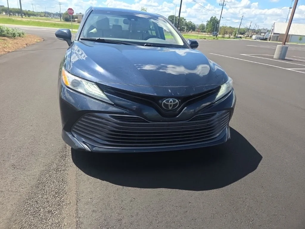 Used 2020 Blue Toyota XLE image 2