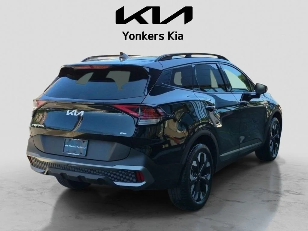 Used 2023 Black Kia X-Line image 6