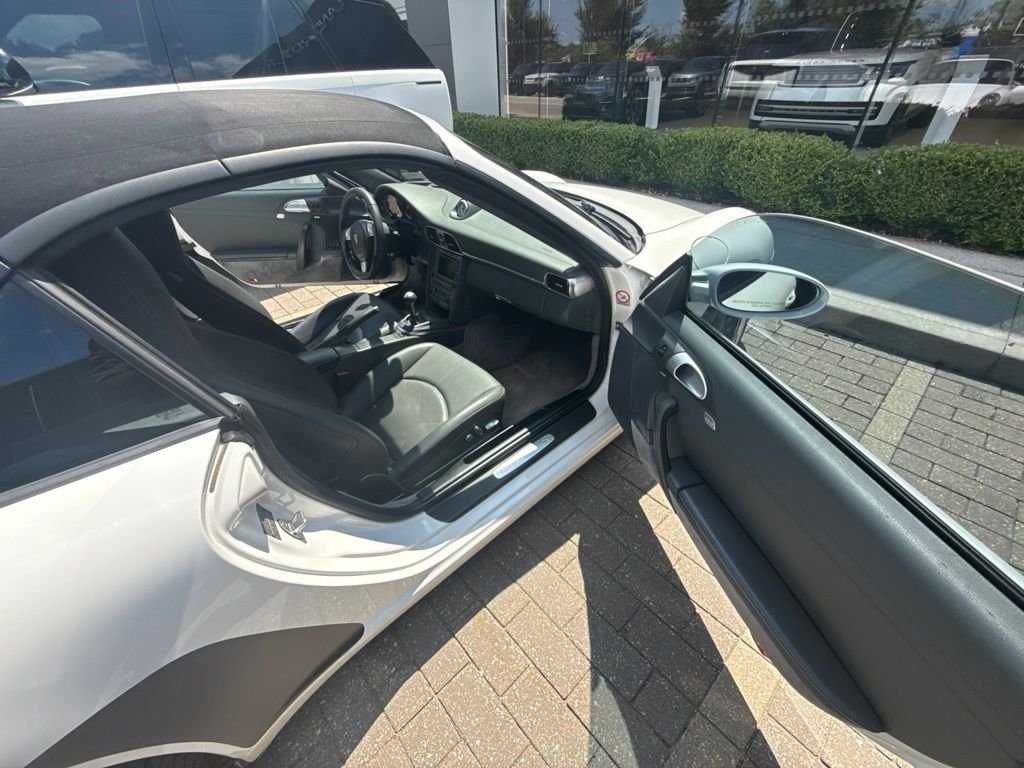 Used 2008 Carrara White Porsche Carrera S image 18
