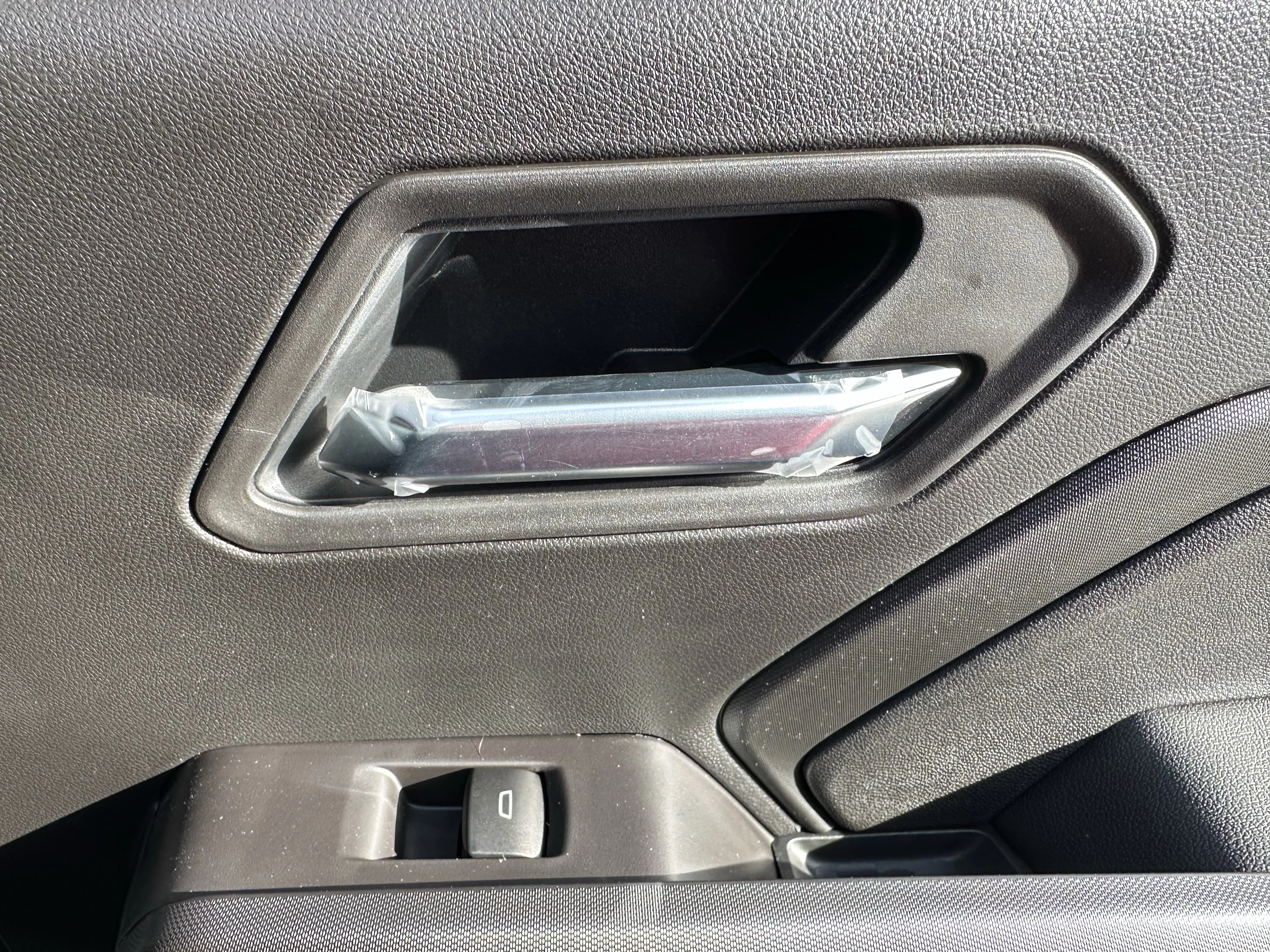 New 2026 Onyx Black GMC Elevation image 18