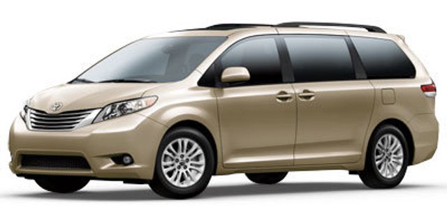 Pre-Owned 2011 Toyota Sienna XLE FWD Mini-van, Passenger