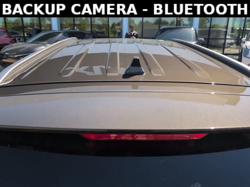 Used 2022 Dark Moss Kia EX image 5