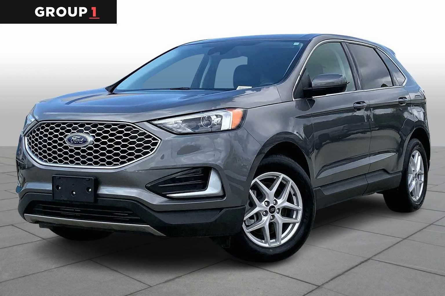 2024 Ford Edge SEL AWD's photo