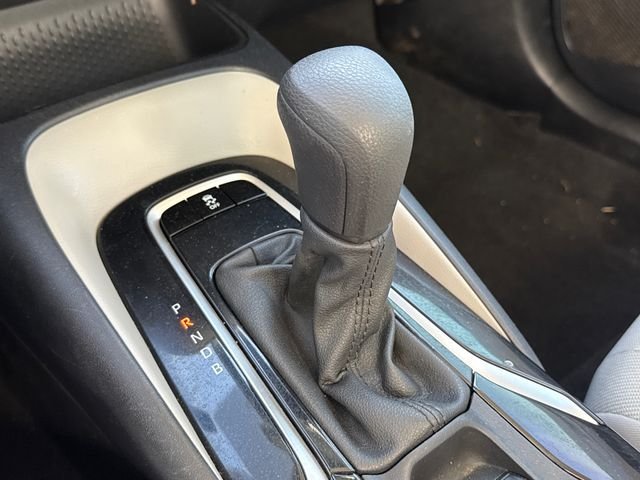 Used 2022 White Toyota LE image 24