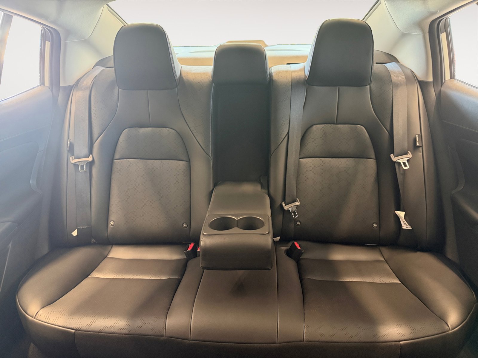 New 2026 Aspen White Tricoat/Super Black Nissan SR image 24
