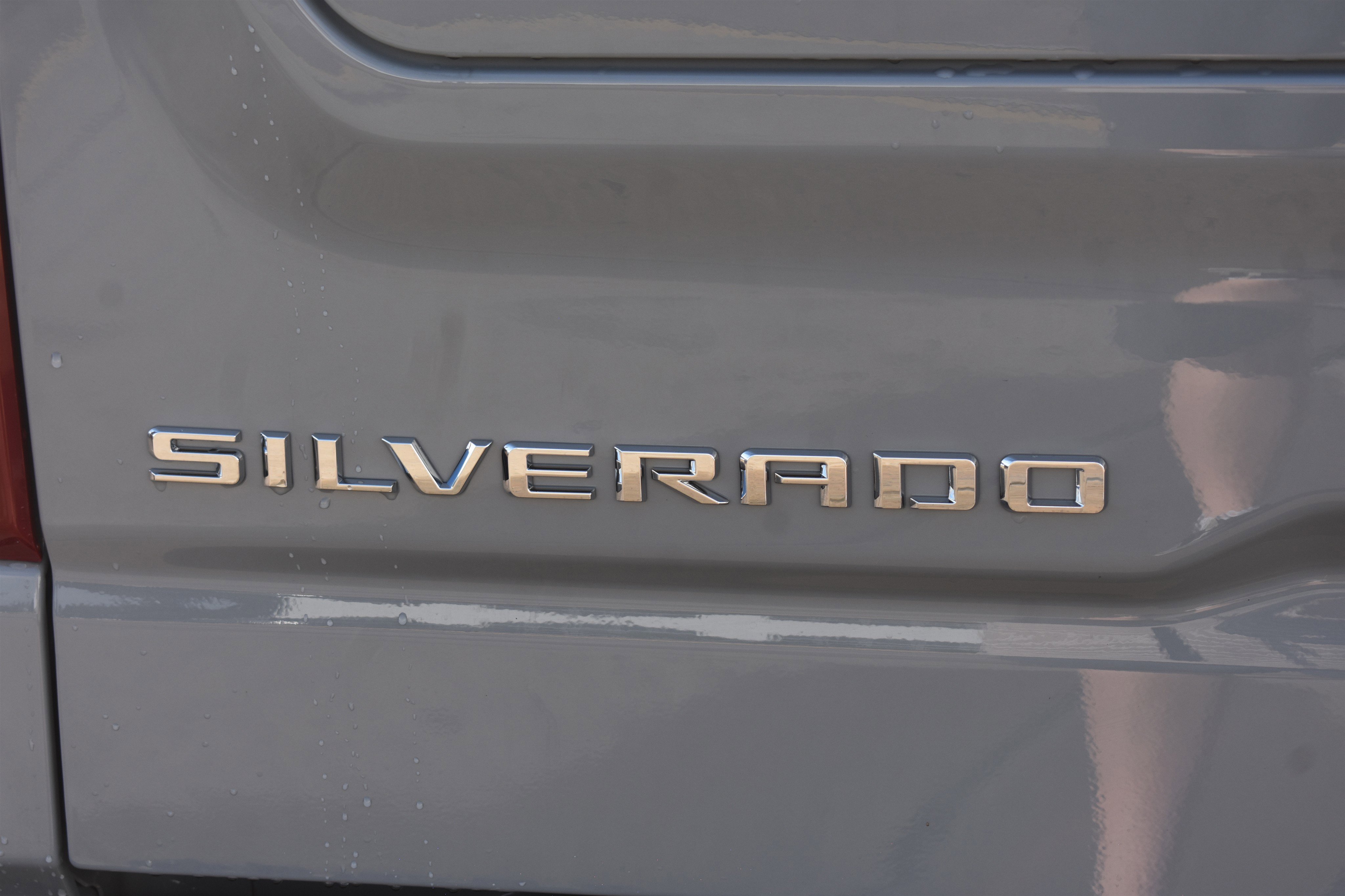 Used 2025 Slate Gray Metallic Chevrolet ZR2 image 7