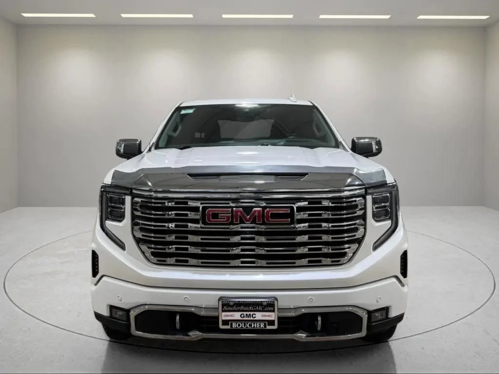 Certified Used 2022 White Frost Tricoat GMC Denali image 6