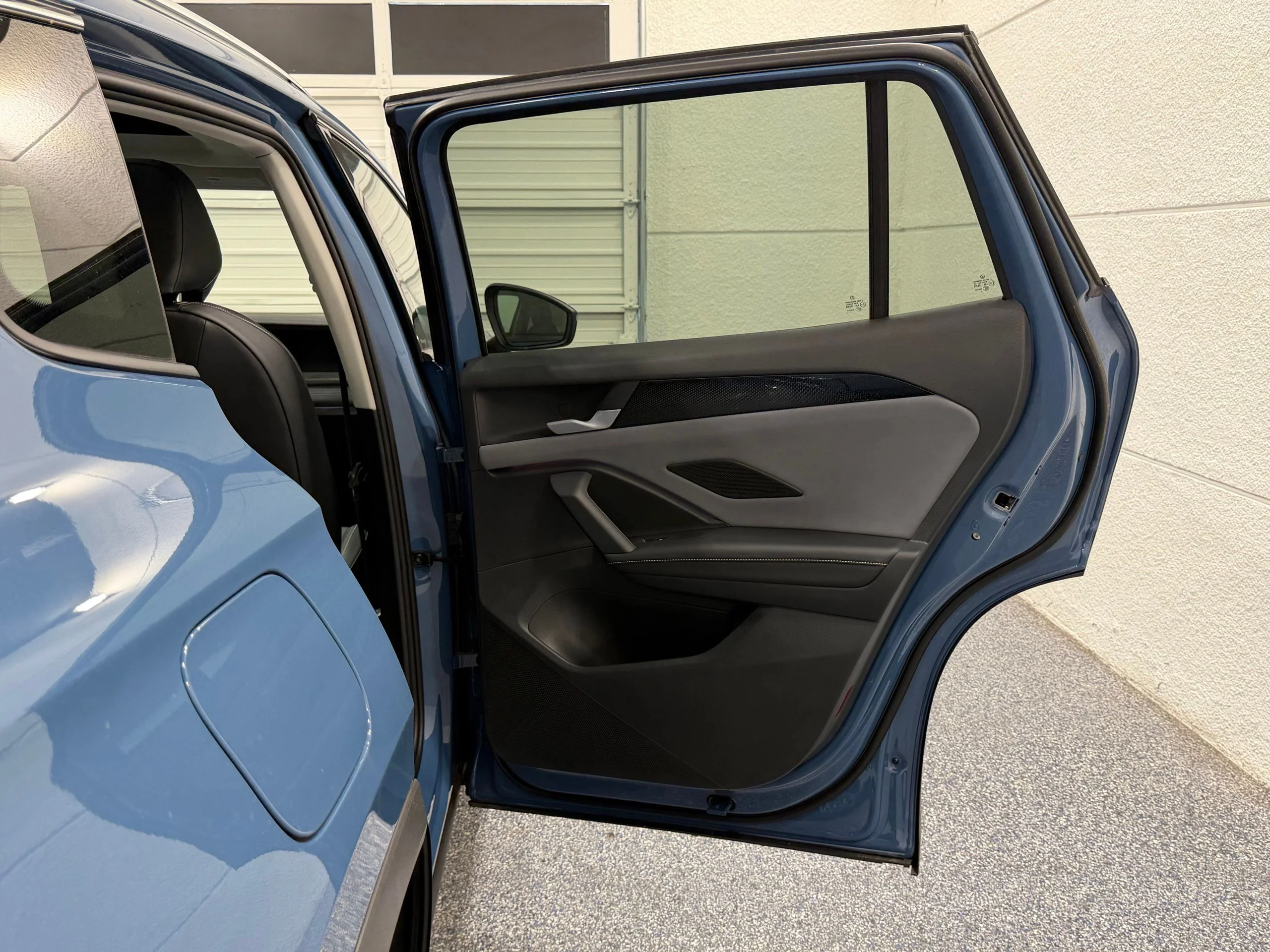 New 2026 Blue Volkswagen SE image 26