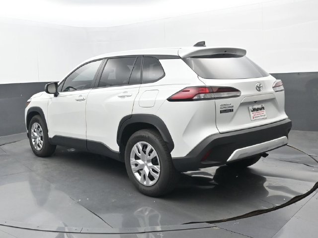 Used 2026 Wind Chill Pearl Toyota L image 3