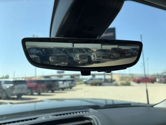 Used 2021 Green GMC Denali image 20