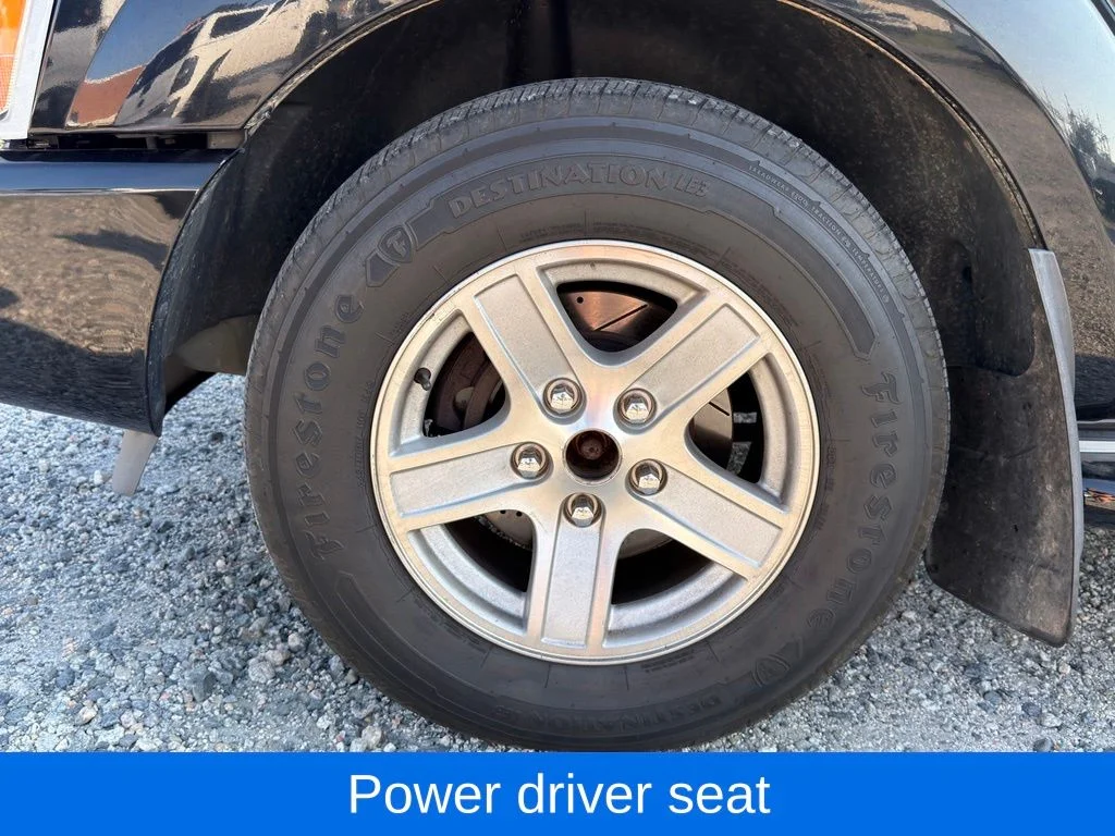 Used 2004 Black Dodge SLT image 12