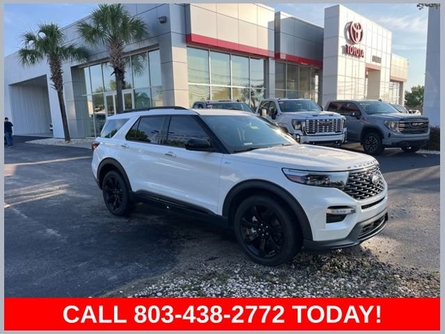 2023 Ford Explorer ST-LINE RWD's photo
