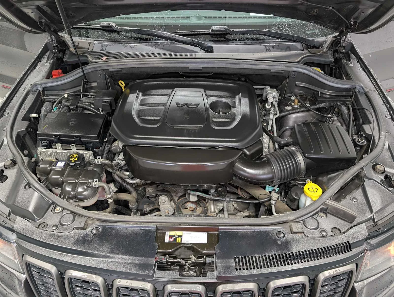 Used 2019 Granite Crystal Metallic Clearcoat Jeep Trailhawk image 14