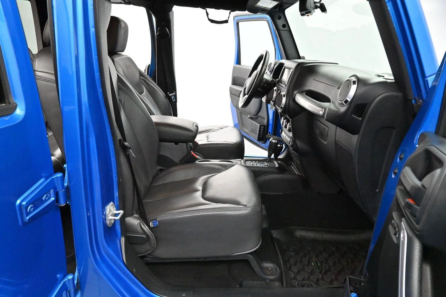 Used 2016 Hydro Blue Pearl Jeep Rubicon image 26