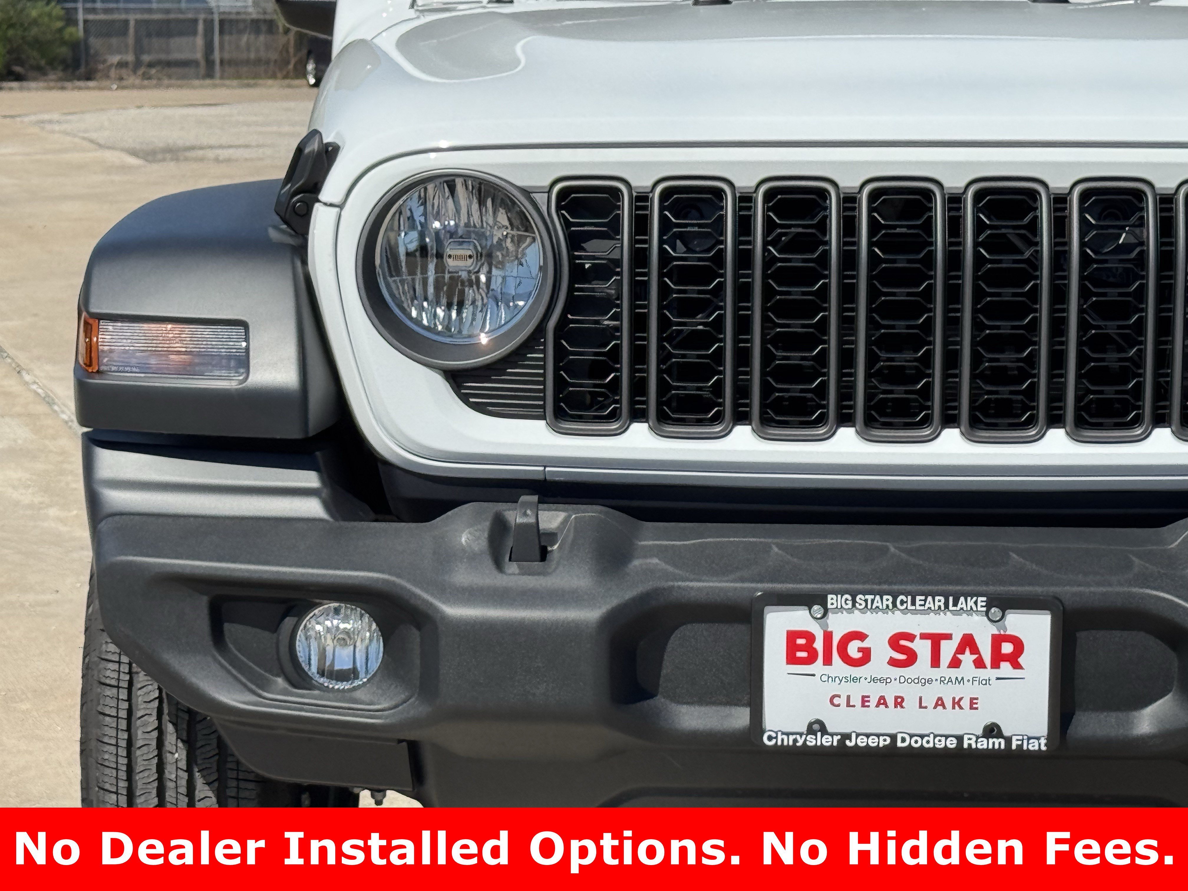 New 2026 Bright White Clear-Coat Exterior Paint Jeep Sport image 5