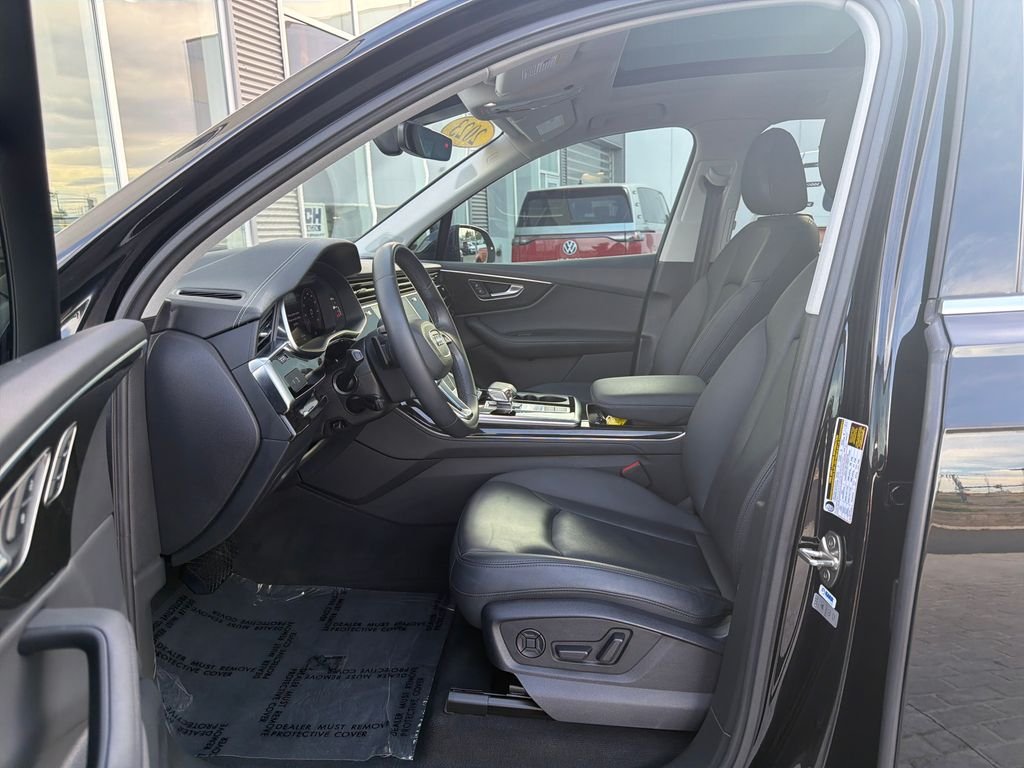 2023 Audi Q7 Premium Plus - Photo 9