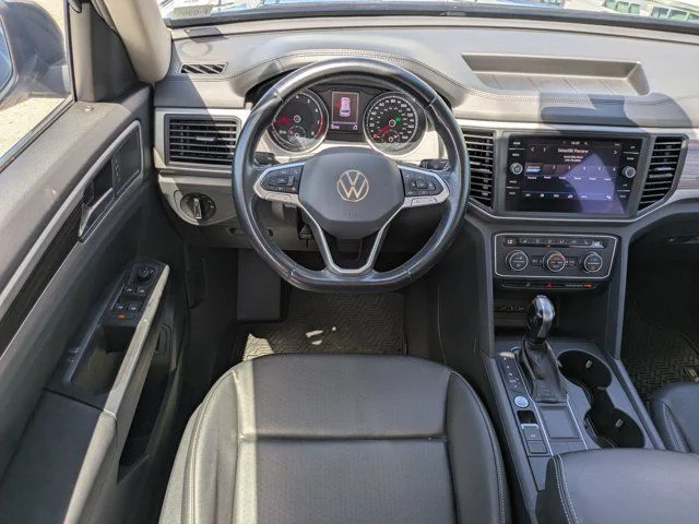 Used 2021 Blue Metallic Volkswagen 2.0T SE image 15