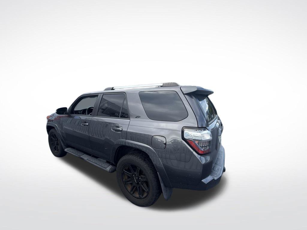 Used 2022 Gray Toyota SR5 Premium image 7