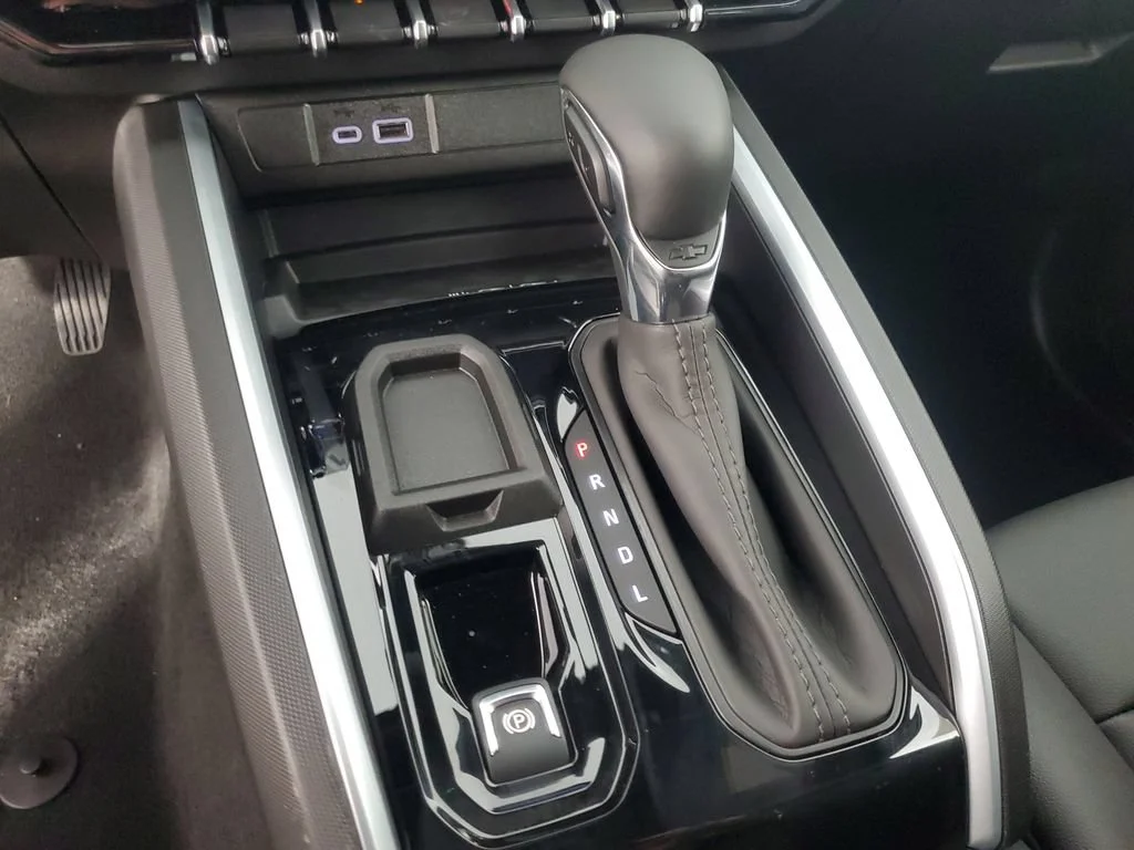 2026 Chevrolet Colorado LT - Photo 17